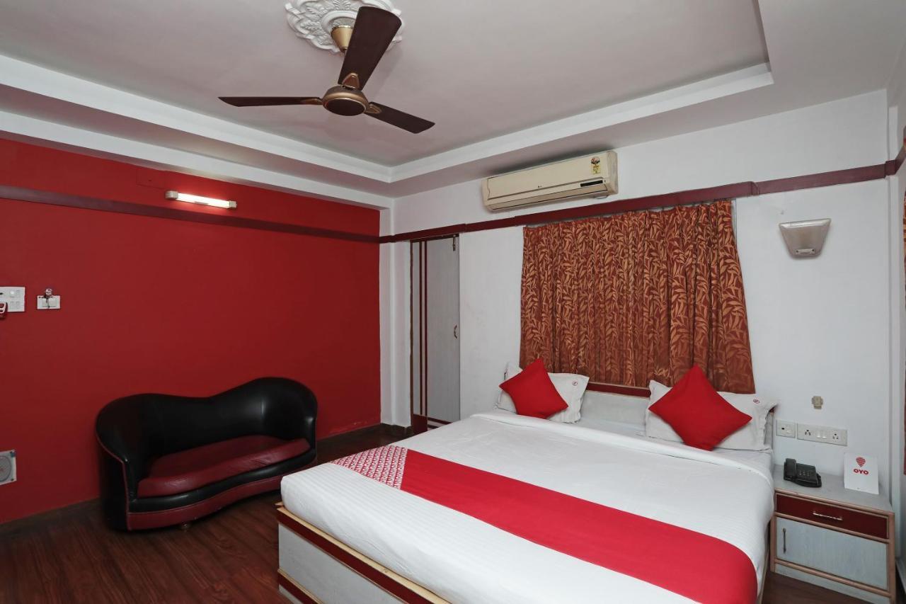Oyo 26143 Hotel Abedin Calcutta Eksteriør billede