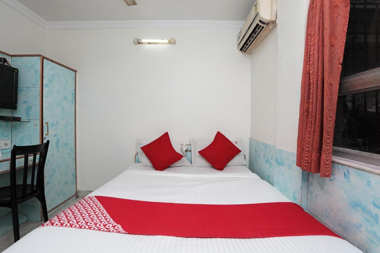 Oyo 26143 Hotel Abedin Calcutta Eksteriør billede