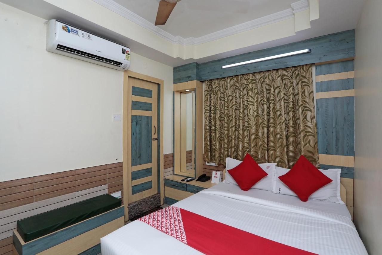 Oyo 26143 Hotel Abedin Calcutta Eksteriør billede